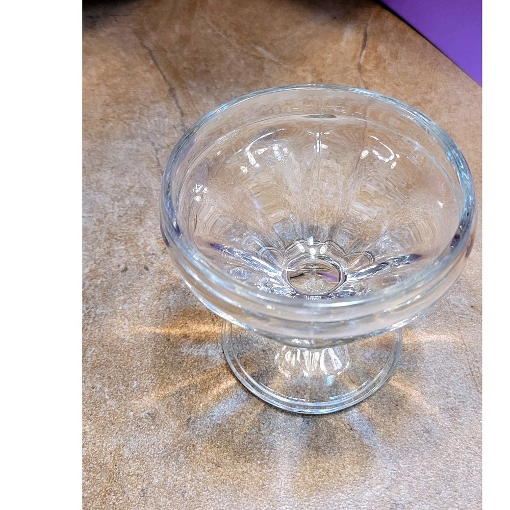 Vintage Style Clear Glass Footed Dessert Bowls Set of 9 Ice Cream Sundae Cups - Picture 11 of 16